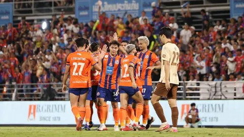 สรุปตารางคะแนนไทยลีก 1 ล่าสุด หลังจบผลบอลวันนี้ 1 ทีมตกชั้นแล้ว ลุ้นหนีตายอีก 4 ทีม
