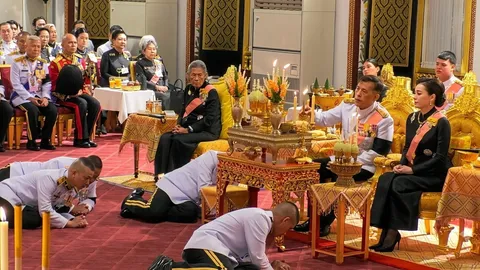พิธีปัญญาสมวาร พระองค์ภา 50 วัน “ในหลวง-ราชินี” ทรงบำเพ็ญกุศล