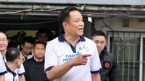 “นายกฯ หนู” เลี่ยงตอบปมโพสต์วิ่งหัวชนกำแพง ทำท่าชูกำปั้นชวนออกกำลังกาย