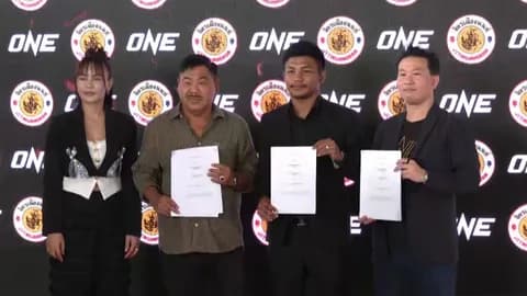 บทสรุป “รถถัง จิตรเมืองนนท์” รีเทิร์นร่วมงาน "ONE Championship" พร้อมเซ็นสัญญาฉบับใหม่โชว์สื่อ